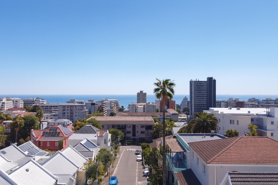 1 Bedroom Property for Sale in Sea Point Western Cape